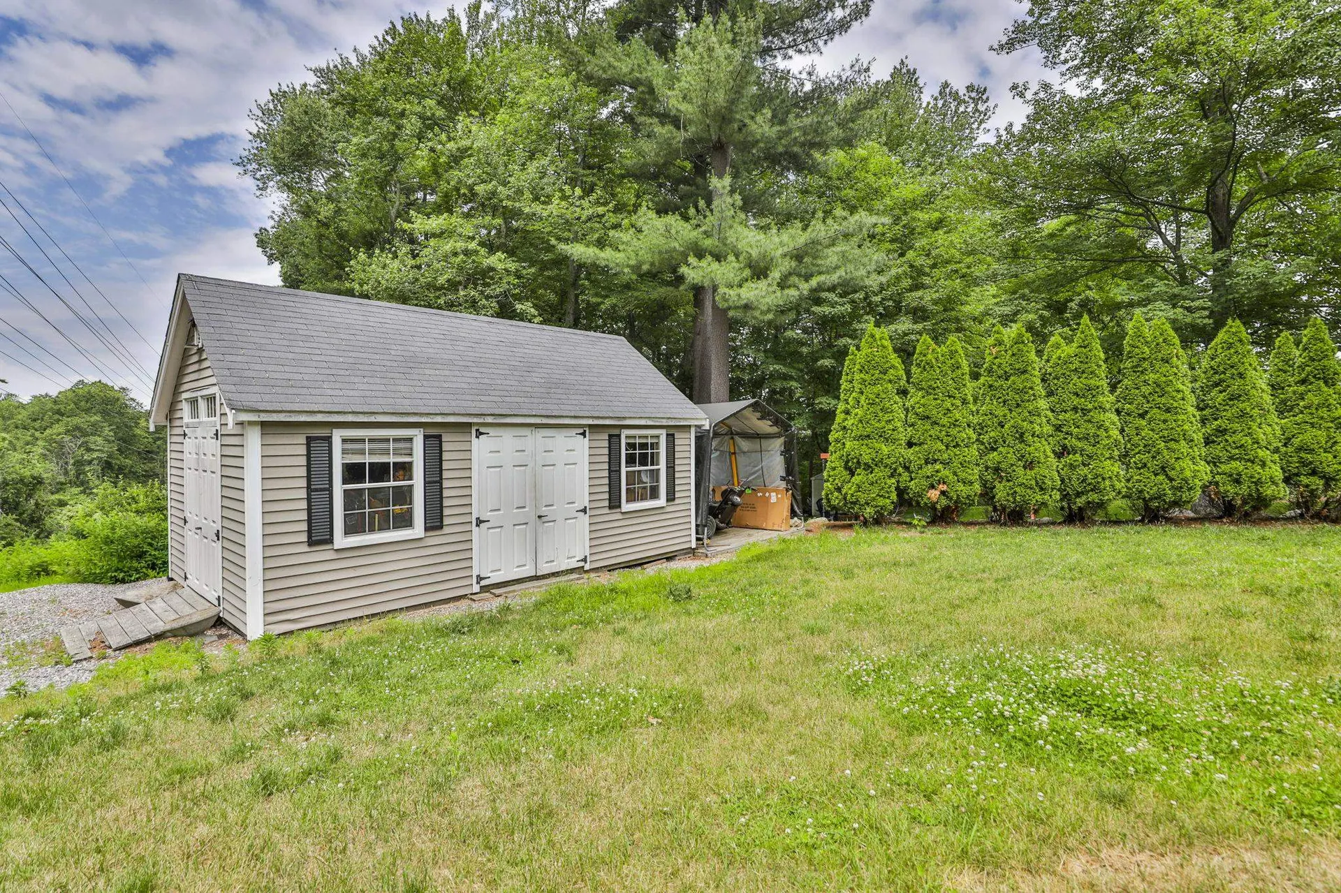 4 Spindlewick Drive Nashua NH 03062