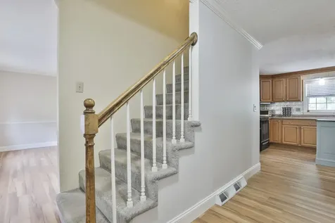 4 Spindlewick Drive Nashua NH 03062