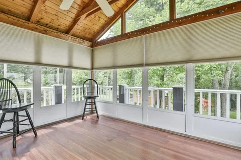 4 Spindlewick Drive Nashua NH 03062