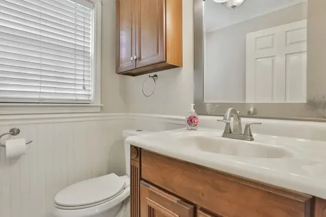 4 Spindlewick Drive Nashua NH 03062