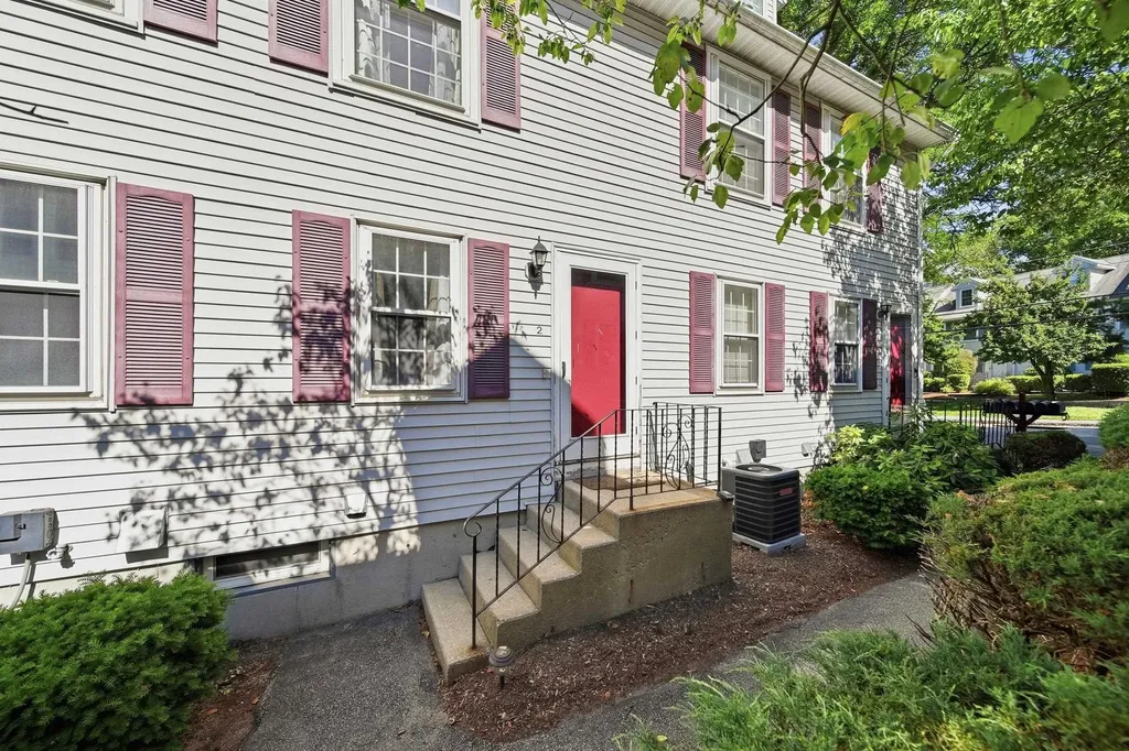 94 Beech Hill Avenue Manchester NH 03103