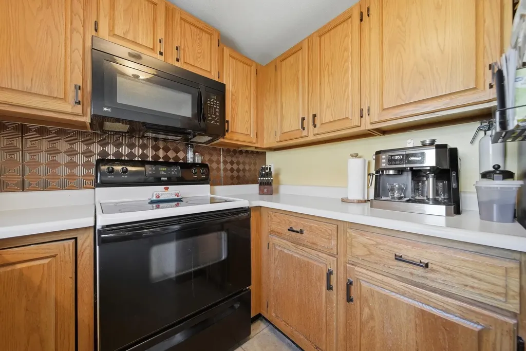 94 Beech Hill Avenue Manchester NH 03103