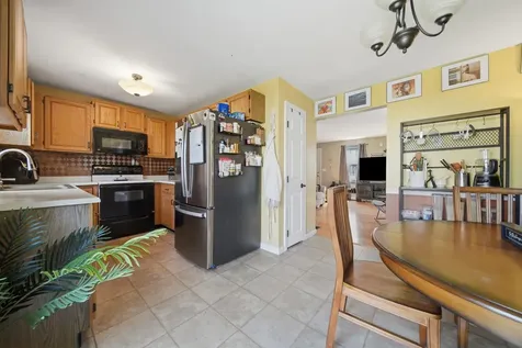 94 Beech Hill Avenue Manchester NH 03103