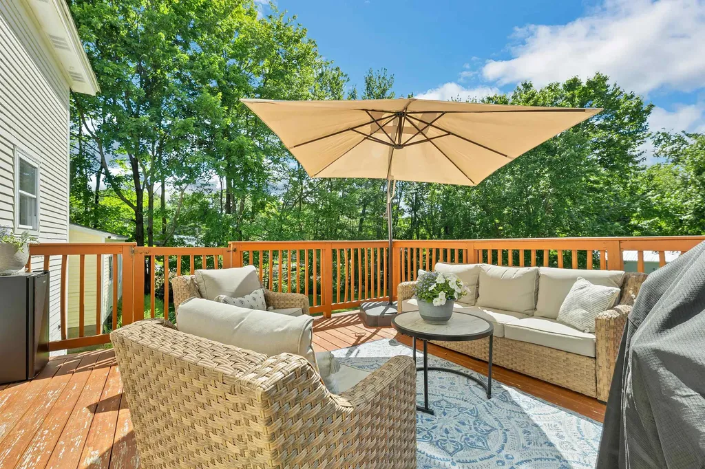 227 Pine Street Laconia NH 03246