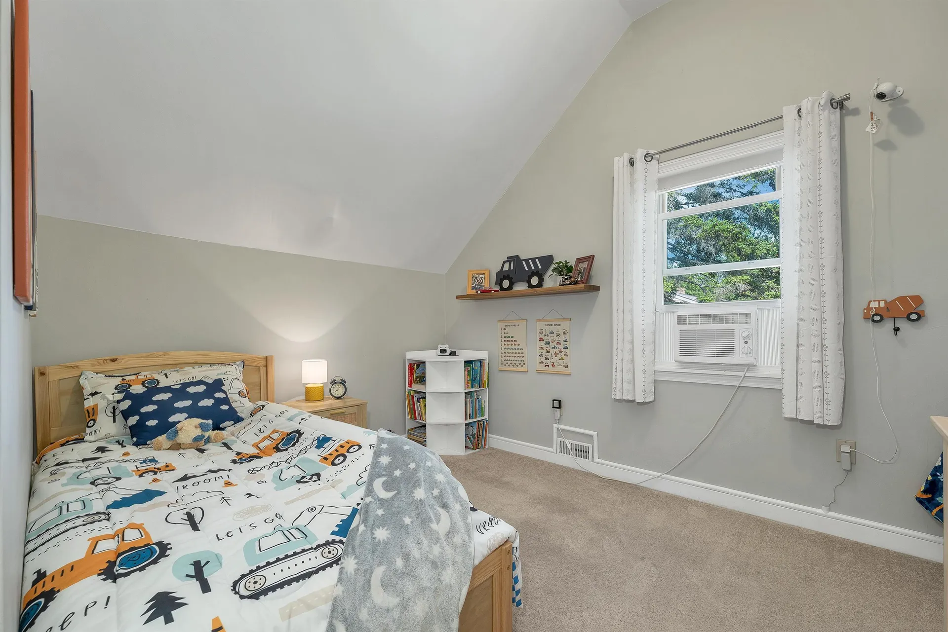 227 Pine Street Laconia NH 03246