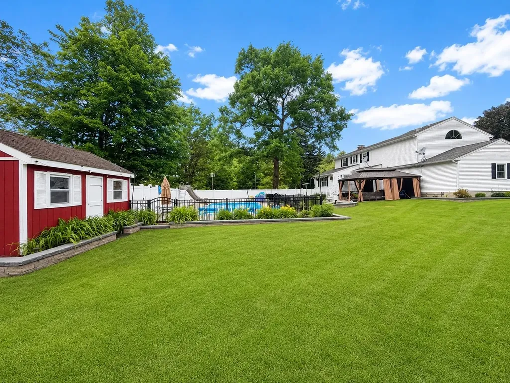 1 Valleyview Drive Merrimack NH 03054
