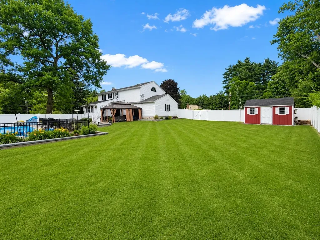 1 Valleyview Drive Merrimack NH 03054