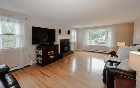 1 Valleyview Drive Merrimack NH 03054