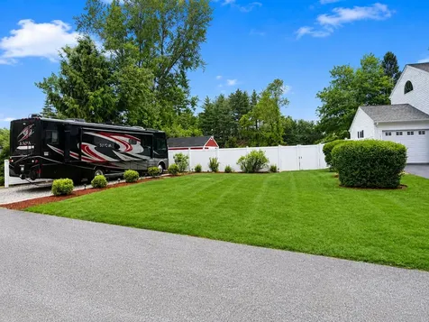1 Valleyview Drive Merrimack NH 03054