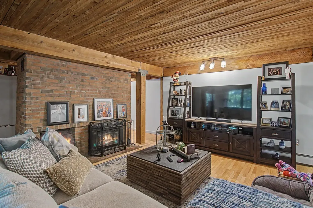 122 Redrock Drive Burlington VT 05401