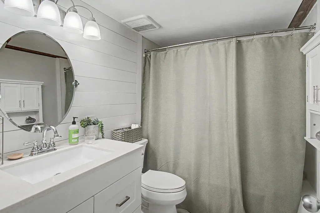 122 Redrock Drive Burlington VT 05401