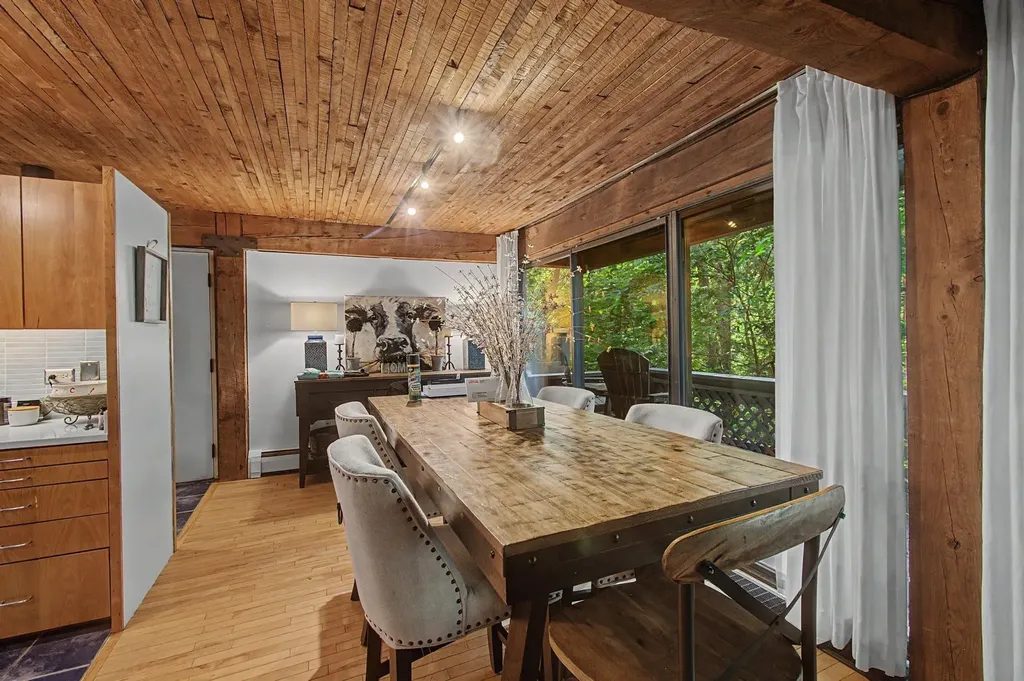 122 Redrock Drive Burlington VT 05401