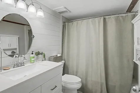 122 Redrock Drive Burlington VT 05401