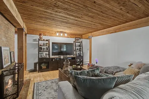 122 Redrock Drive Burlington VT 05401