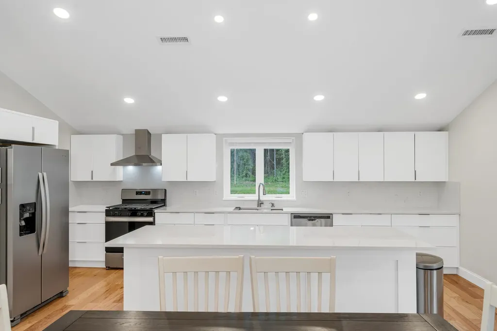427 Middle Road Brentwood NH 03833