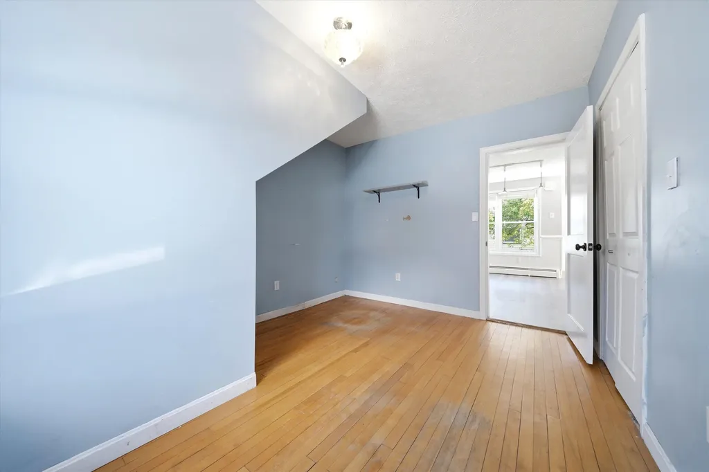 756 Montgomery Street Manchester NH 03102
