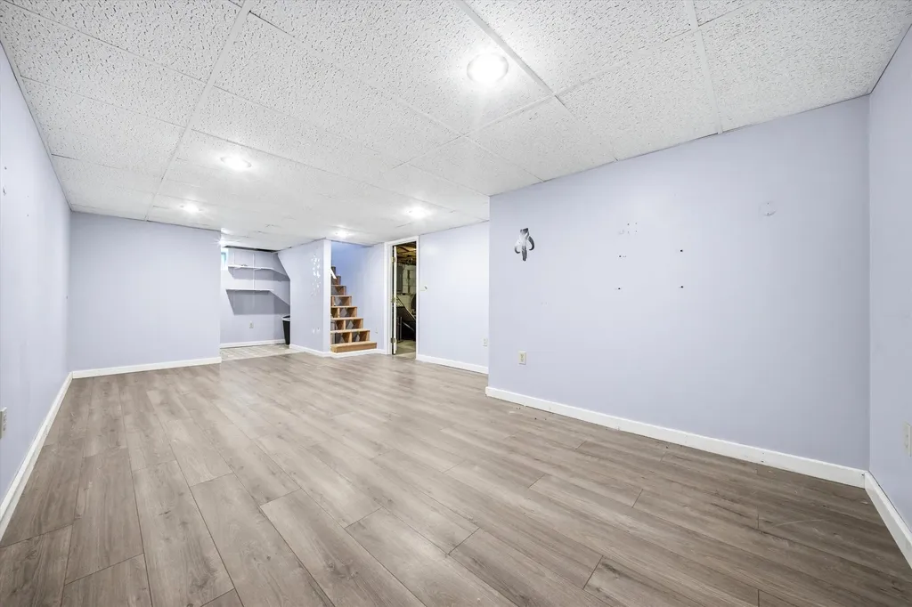 756 Montgomery Street Manchester NH 03102