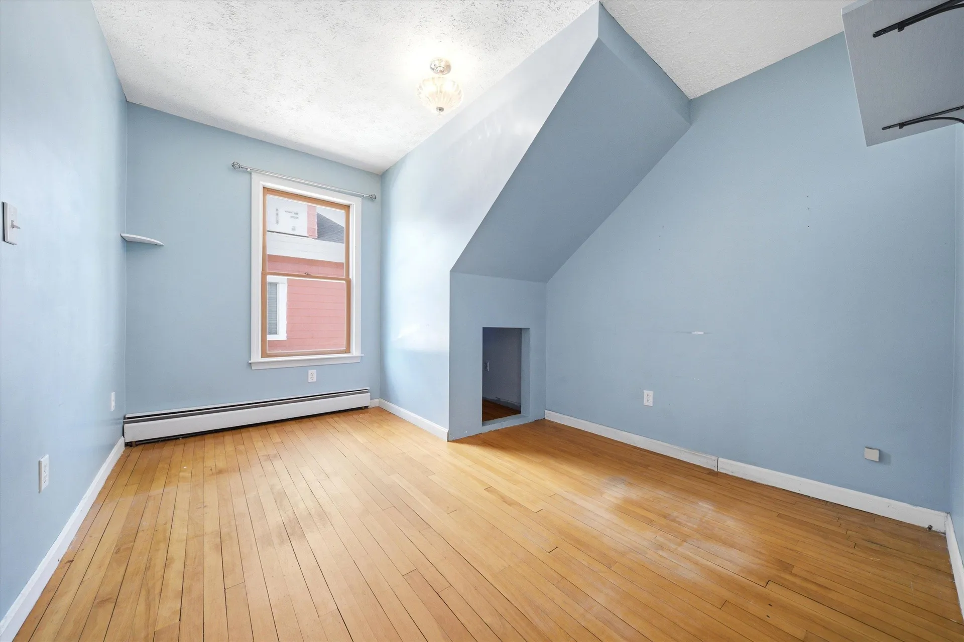 756 Montgomery Street Manchester NH 03102