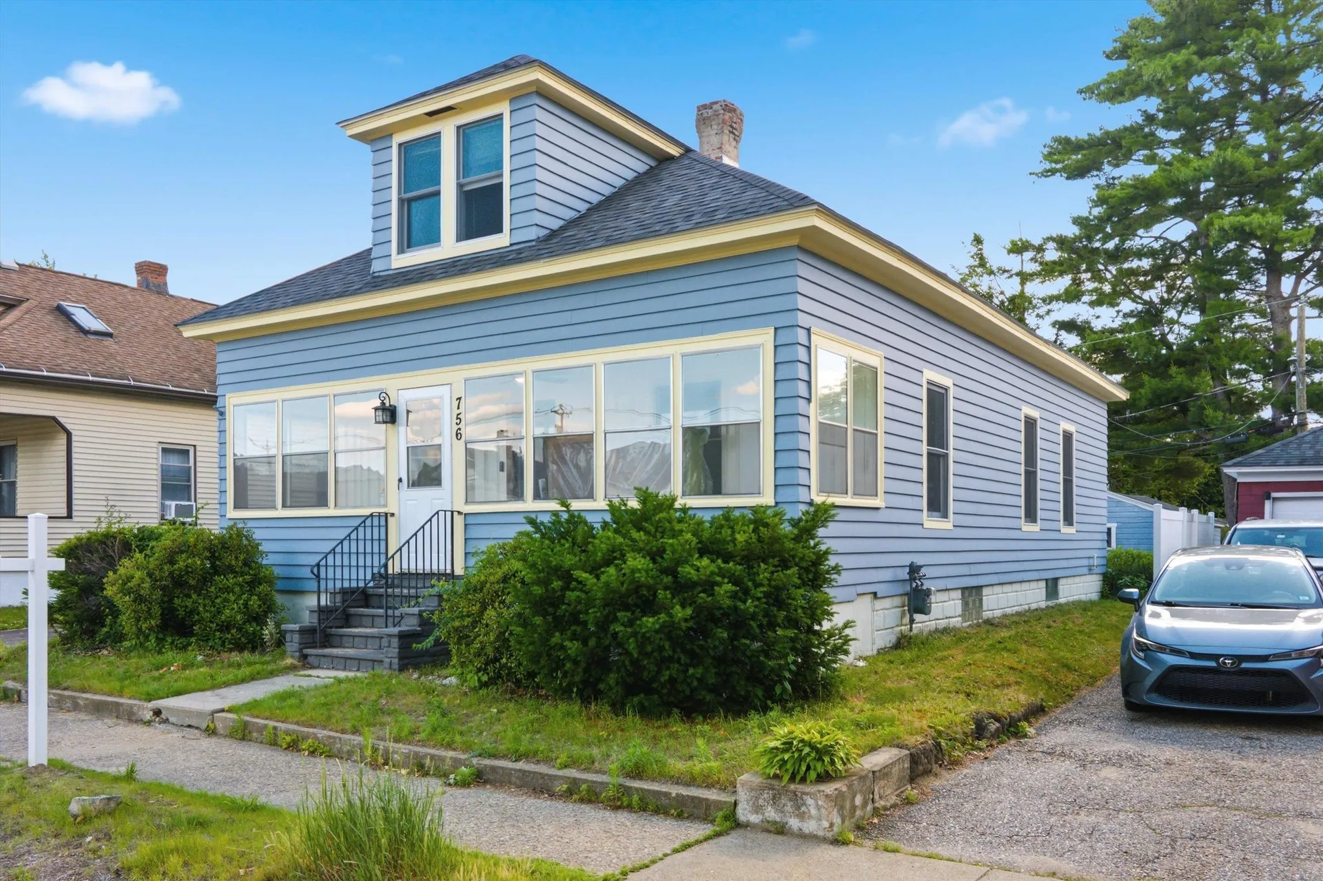 756 Montgomery Street Manchester NH 03102