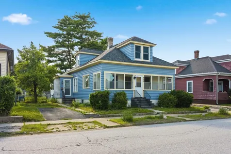 756 Montgomery Street Manchester NH 03102