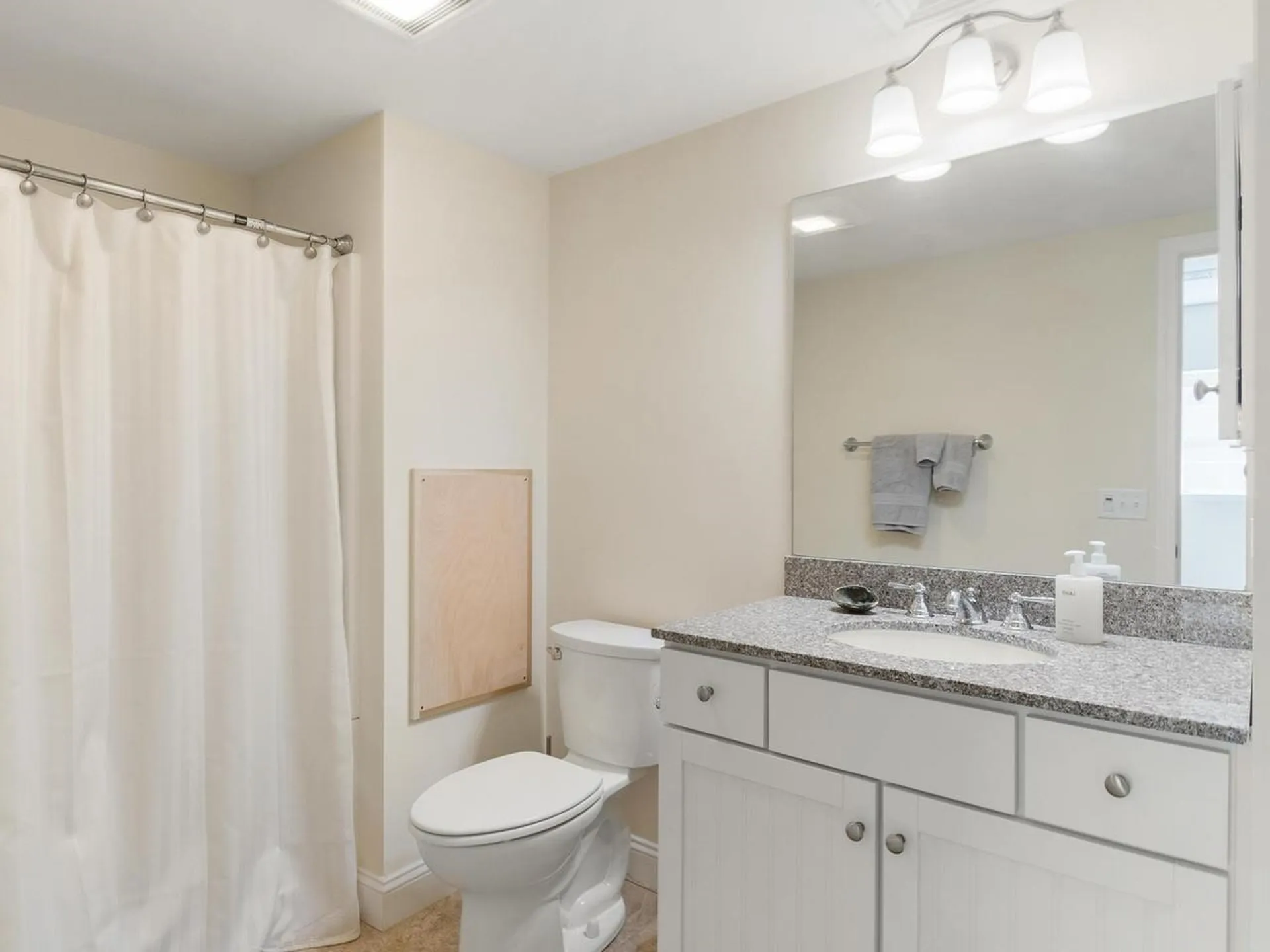 144 Aspen Circle Shelburne VT 05482