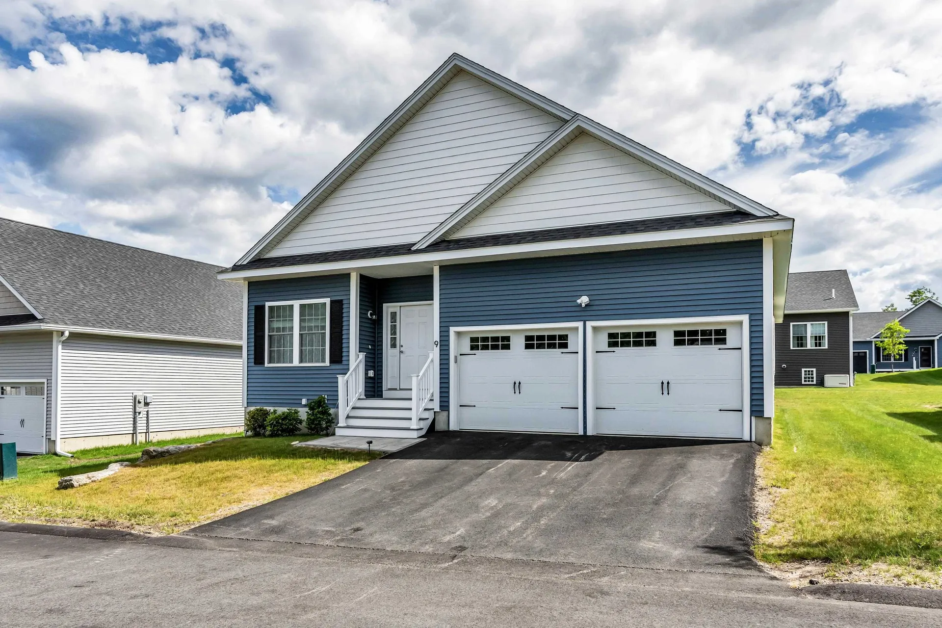 9 Venus Way Pelham NH 03076