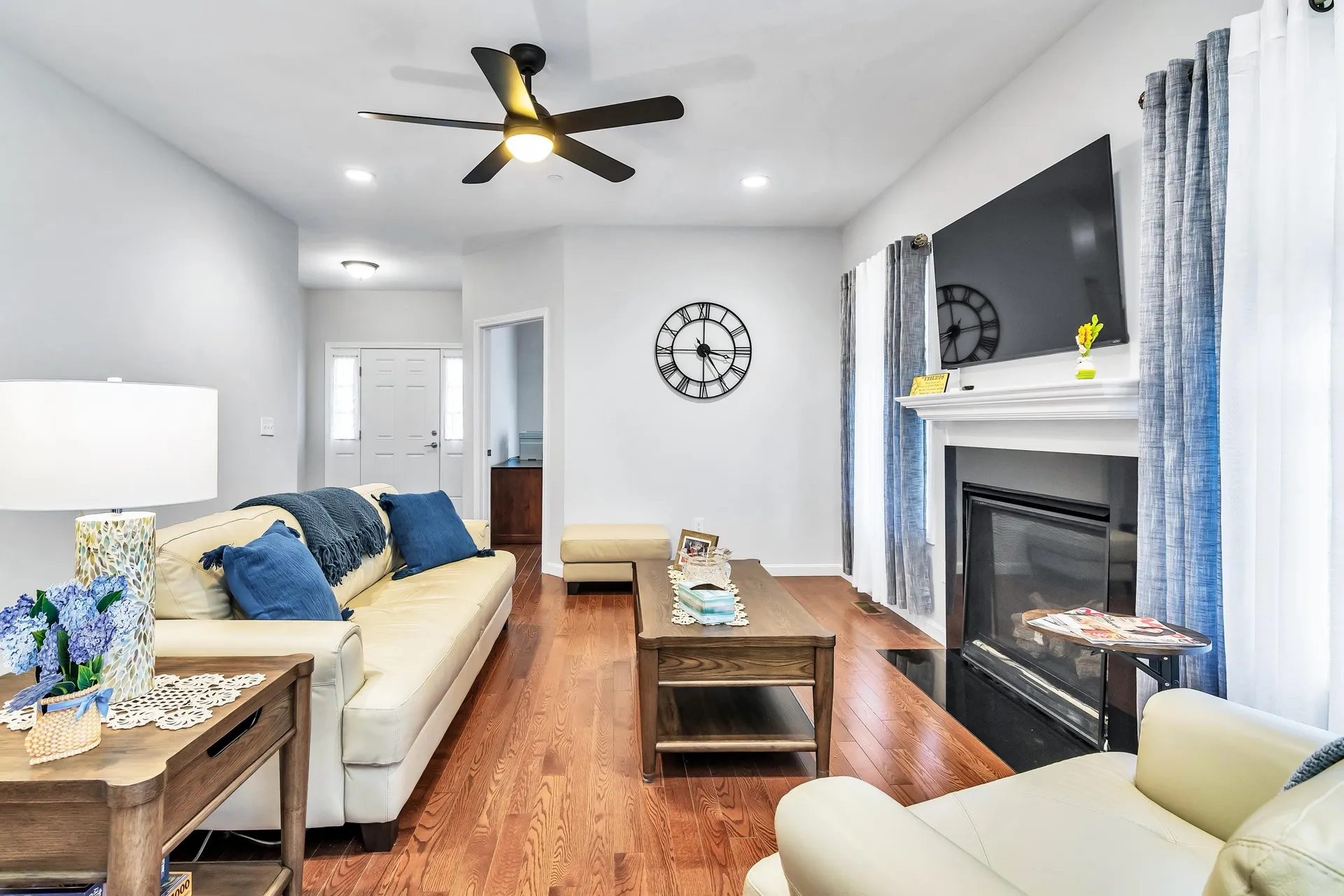 9 Venus Way Pelham NH 03076