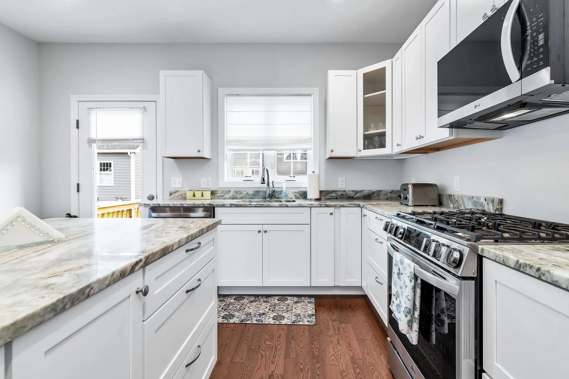 9 Venus Way Pelham NH 03076
