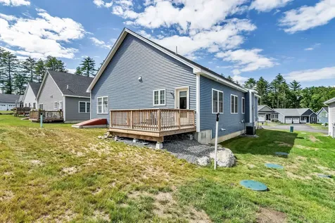 9 Venus Way Pelham NH 03076