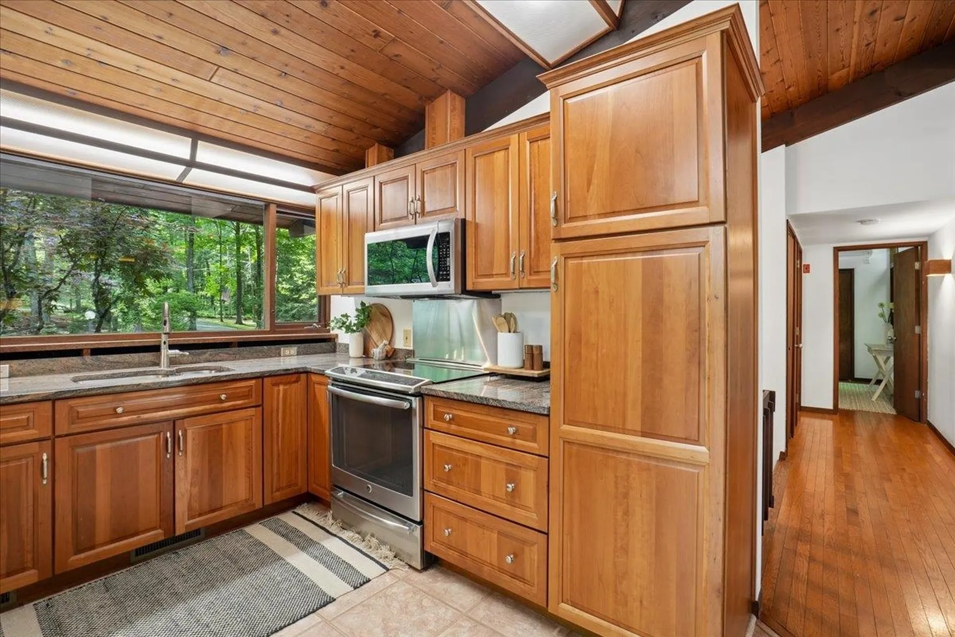 34 Van Dyke Road Hollis NH 03049