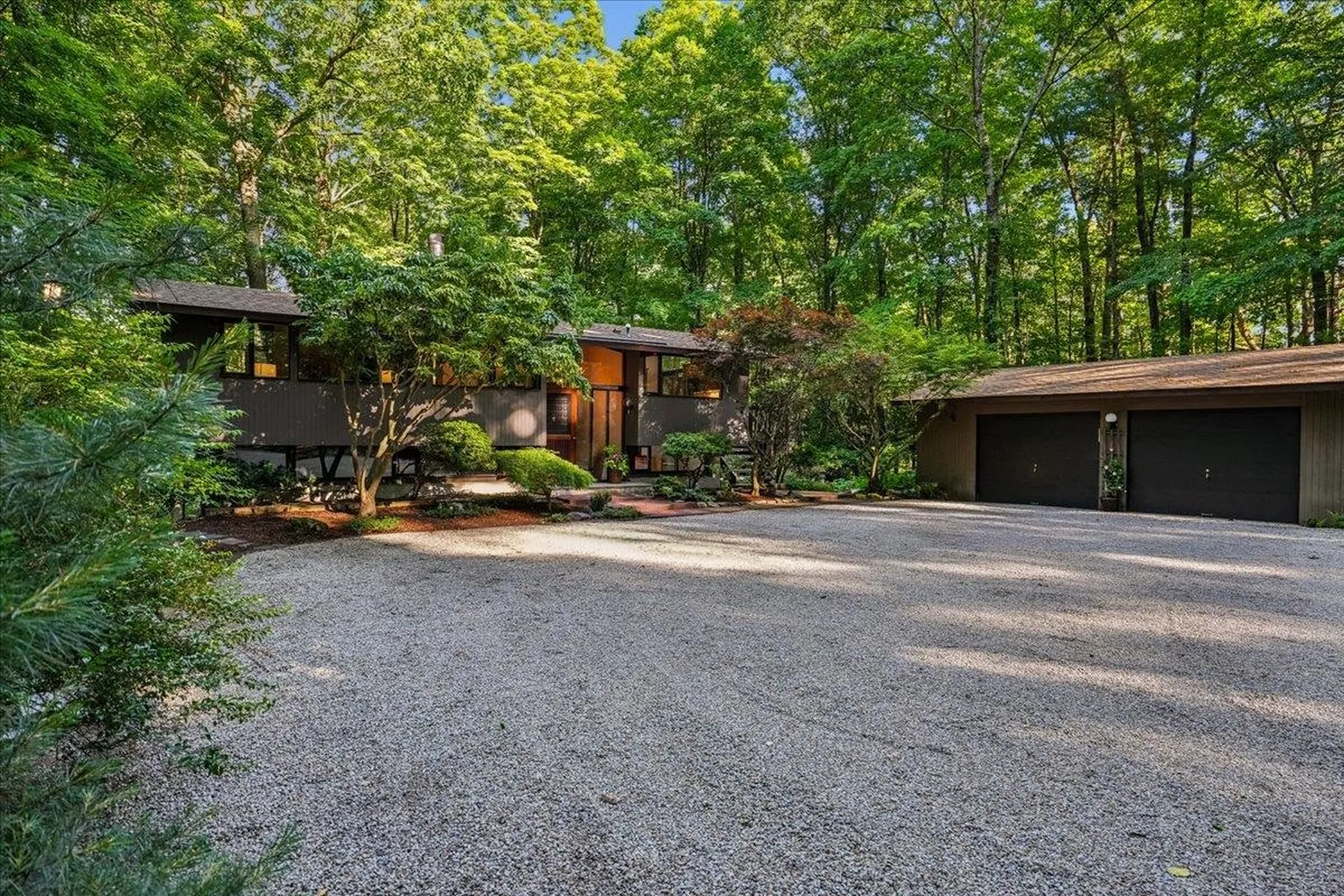 34 Van Dyke Road Hollis NH 03049