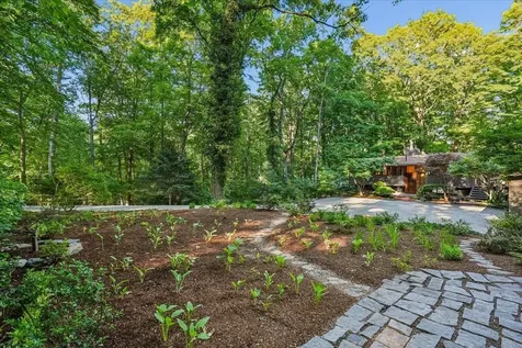 34 Van Dyke Road Hollis NH 03049