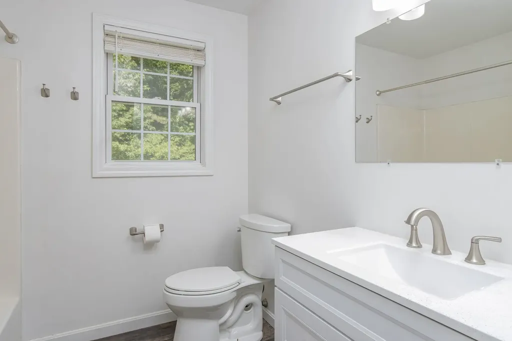 17 Jessica Drive Merrimack NH 03054