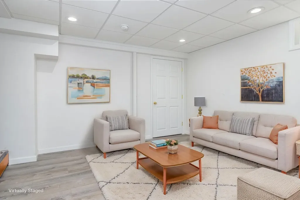 17 Jessica Drive Merrimack NH 03054