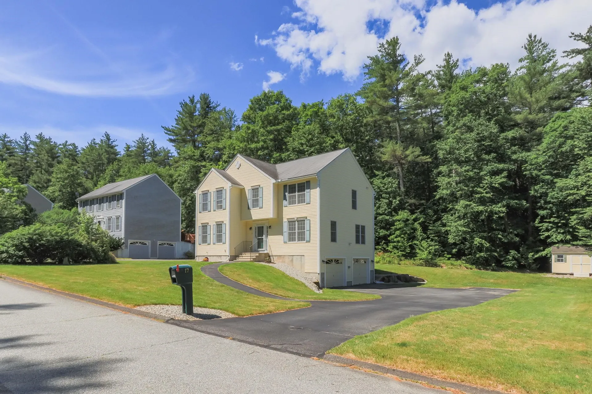 17 Jessica Drive Merrimack NH 03054