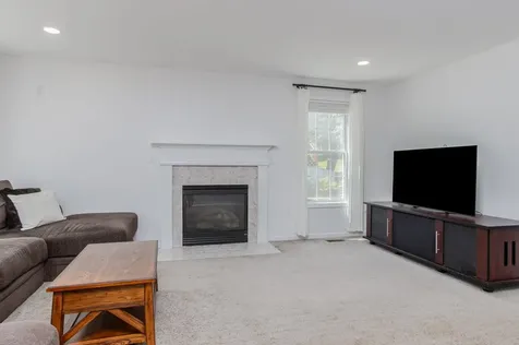 17 Jessica Drive Merrimack NH 03054