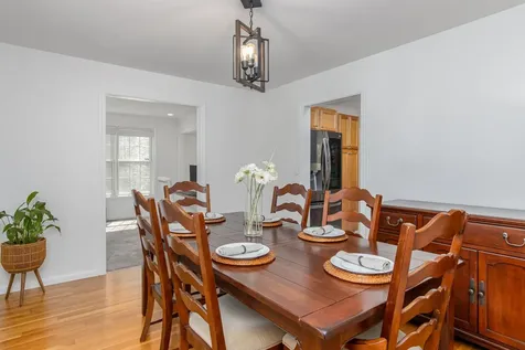 17 Jessica Drive Merrimack NH 03054