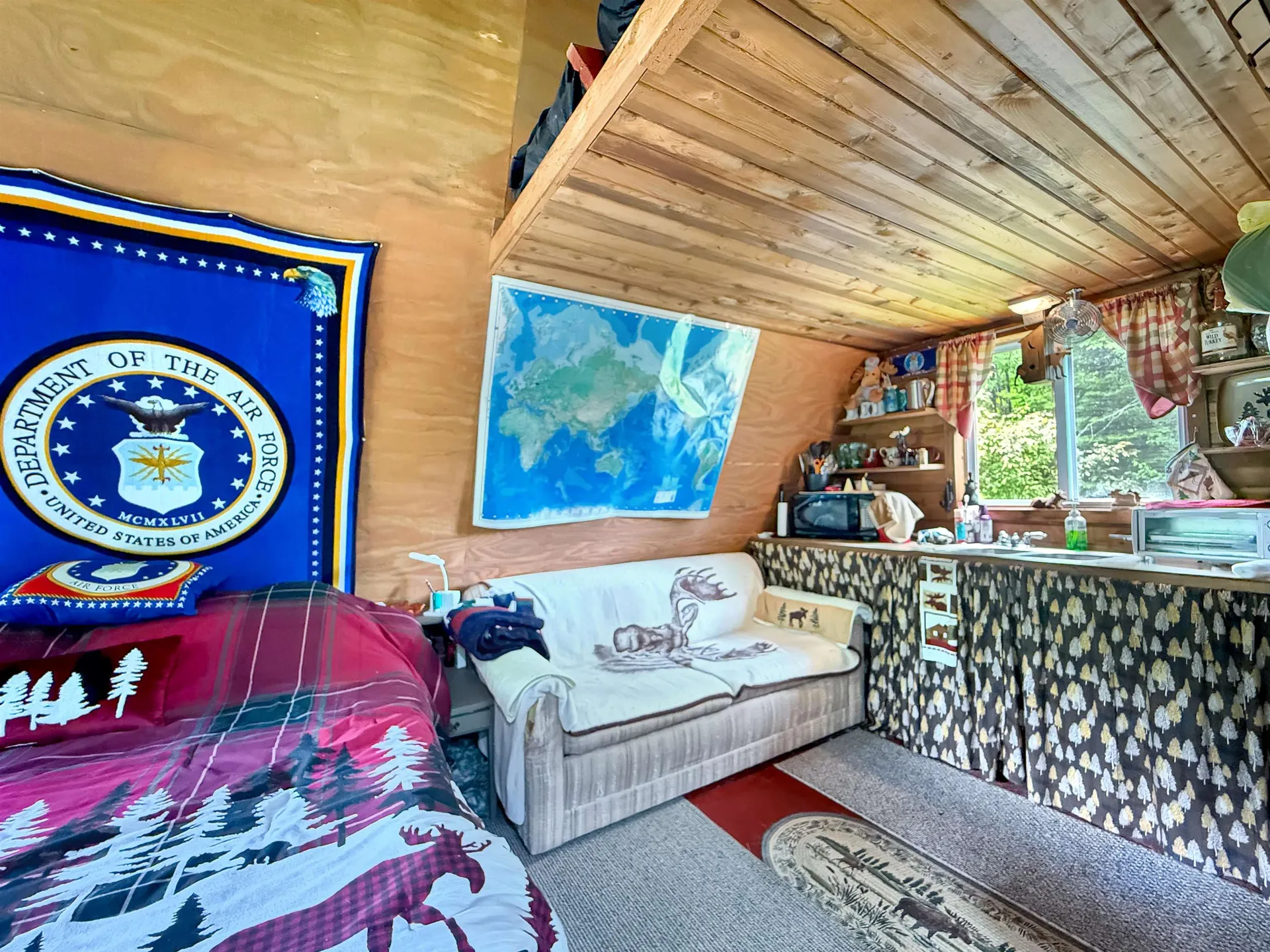 27 Placy Road Columbia NH 03576