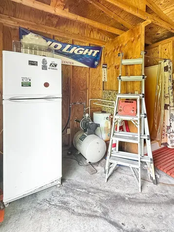 27 Placy Road Columbia NH 03576