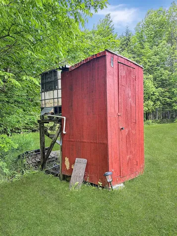 27 Placy Road Columbia NH 03576