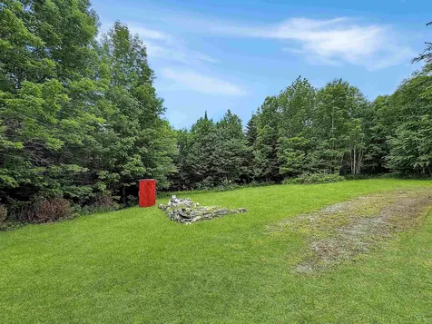 27 Placy Road Columbia NH 03576