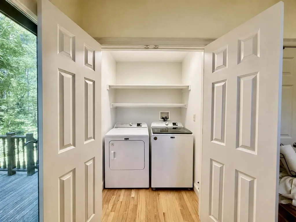 40 Lakewood Drive Alton NH 03810