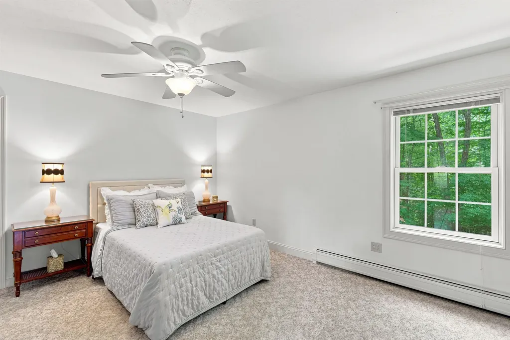 40 Lakewood Drive Alton NH 03810
