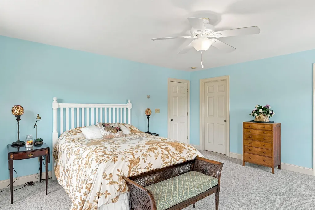 40 Lakewood Drive Alton NH 03810
