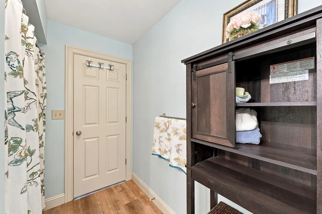 40 Lakewood Drive Alton NH 03810