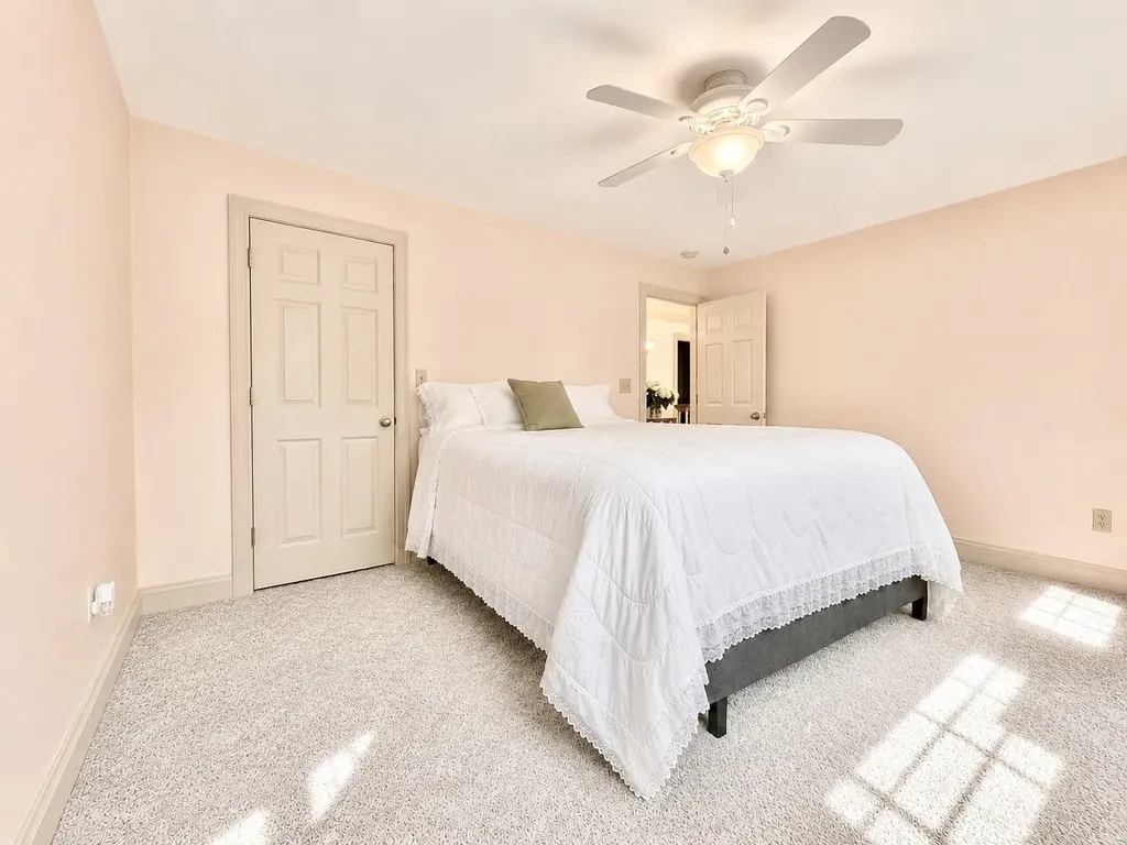 40 Lakewood Drive Alton NH 03810