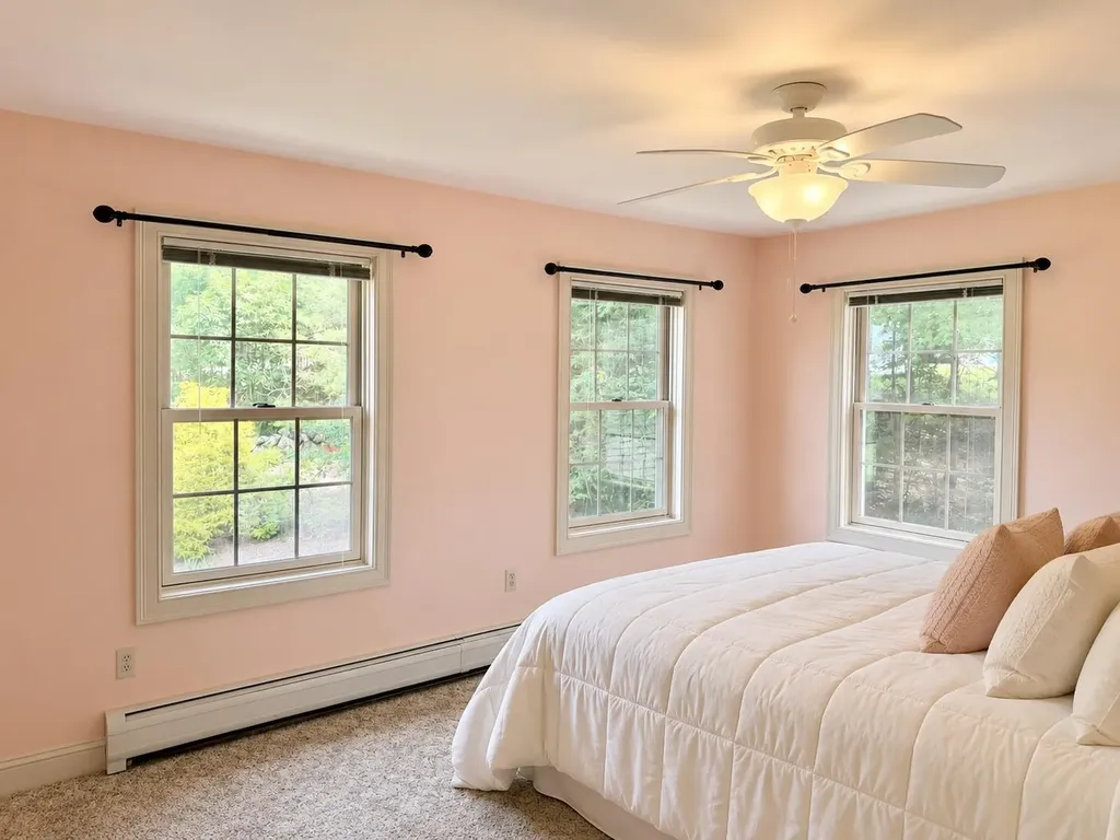 40 Lakewood Drive Alton NH 03810