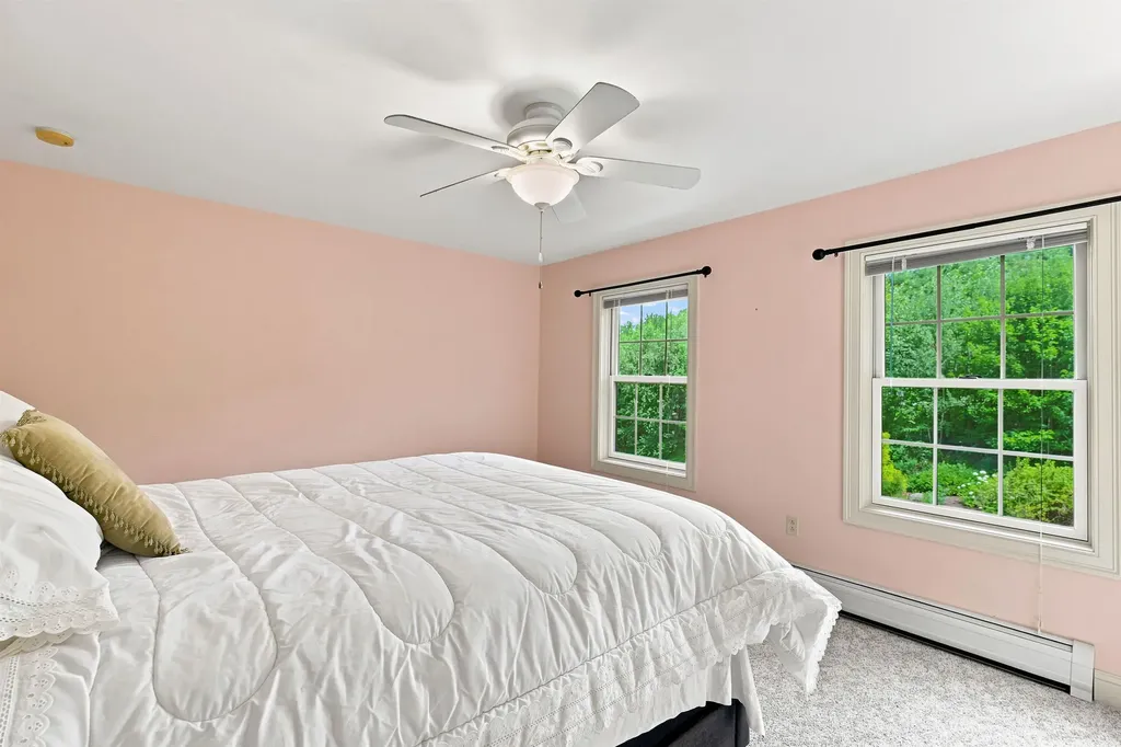 40 Lakewood Drive Alton NH 03810