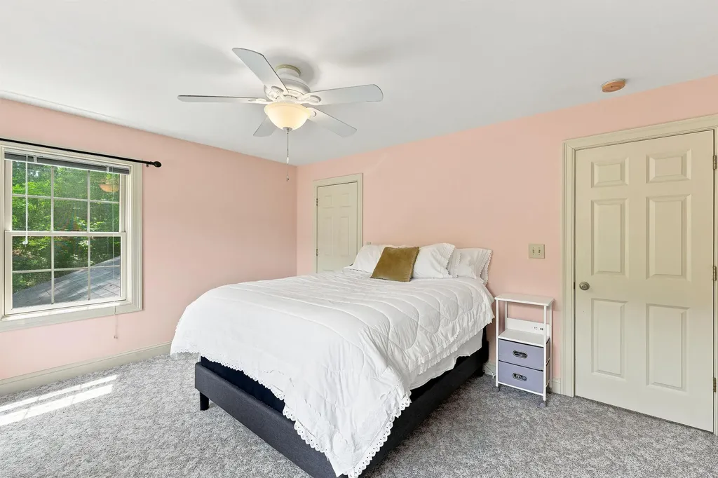 40 Lakewood Drive Alton NH 03810