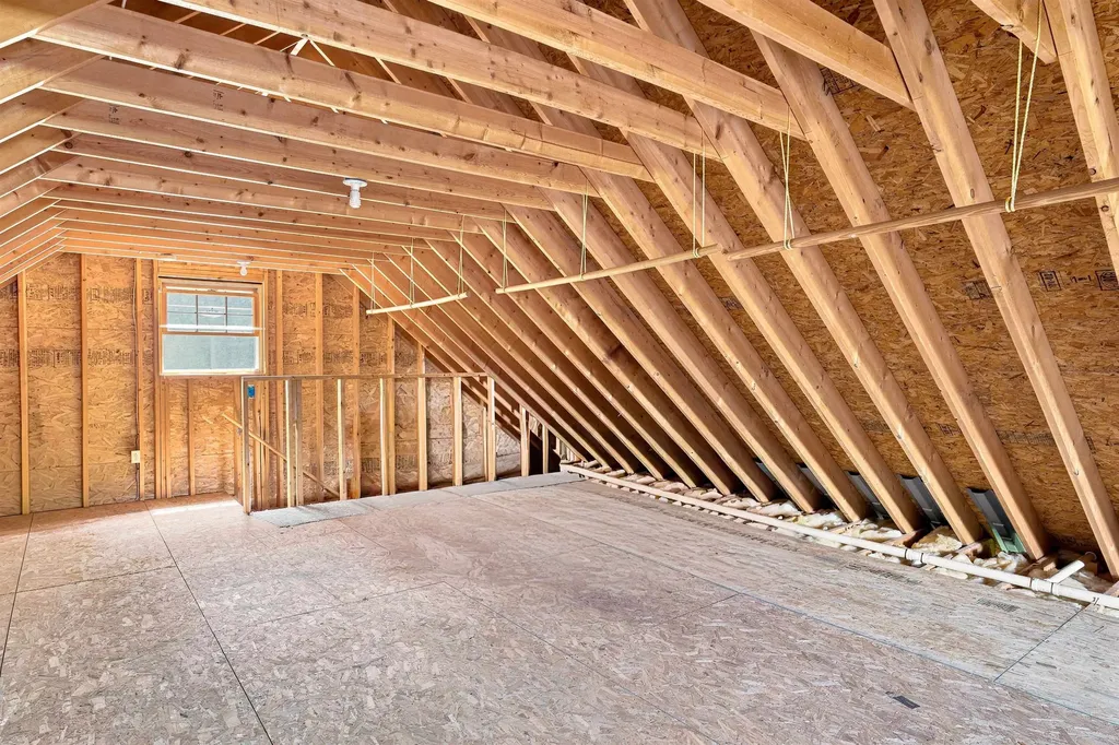 40 Lakewood Drive Alton NH 03810